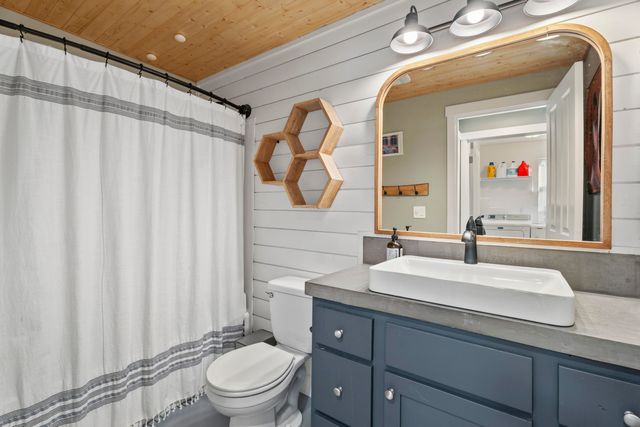 2845 SW 31st Street, Redmond, OR 97756