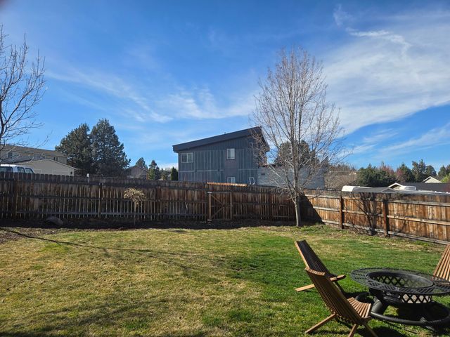 2845 SW 31st Street, Redmond, OR 97756