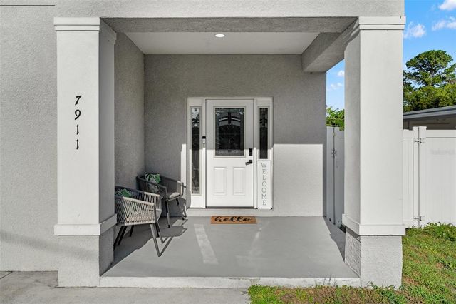 7911 N PACKWOOD AVENUE, Tampa, FL 33604