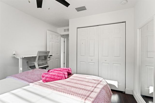 7911 N PACKWOOD AVENUE, Tampa, FL 33604