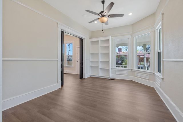 220 NW 1st Avenue, Visalia, CA 93291