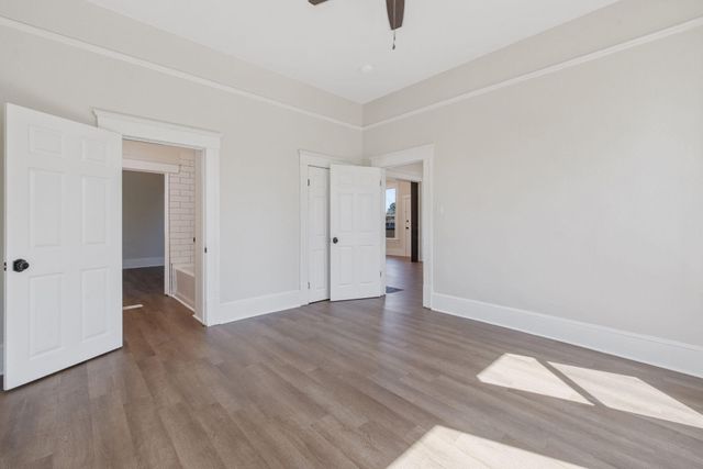 220 NW 1st Avenue, Visalia, CA 93291