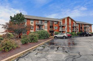 37 Bullocks Point Avenue 3C, East Providence, RI 02915