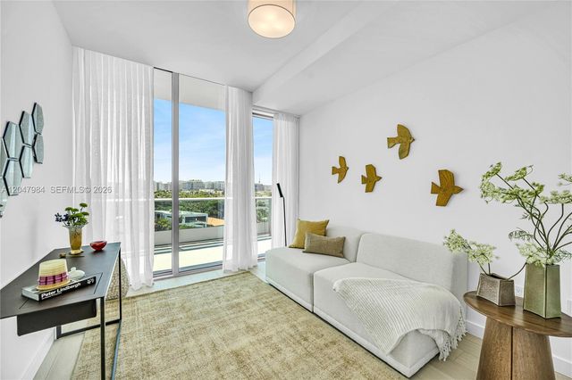 9201 E Bay Harbor Drive PH 809, Bay Harbor Islands, FL 33154