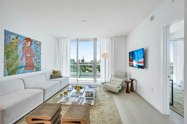 9201 E Bay Harbor Drive PH 809, Bay Harbor Islands, FL 33154
