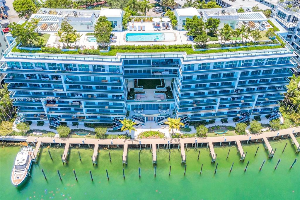 9201 E Bay Harbor Drive PH 809, Bay Harbor Islands, FL 33154