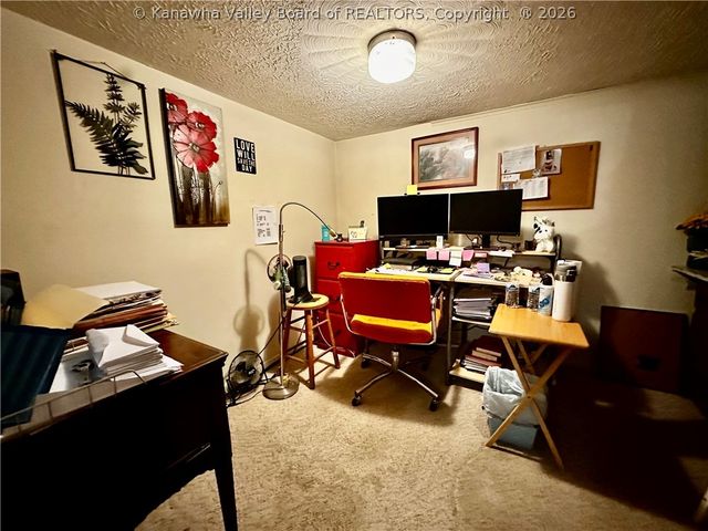 122 Pine Street, Dunbar, WV 25064
