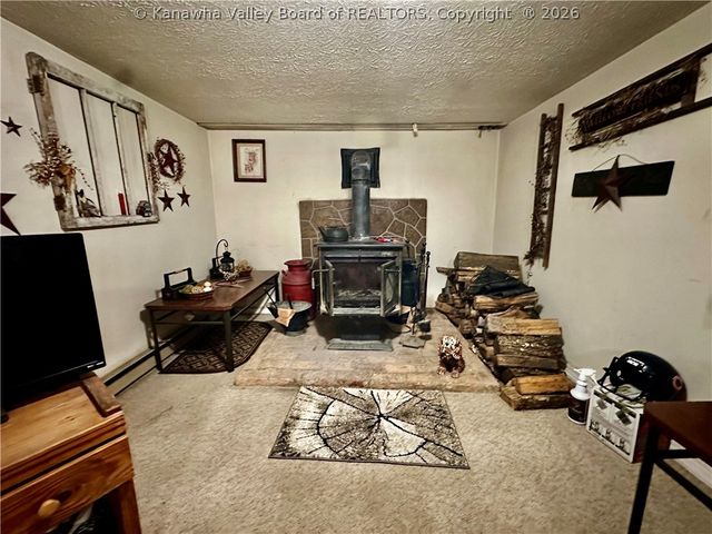 122 Pine Street, Dunbar, WV 25064