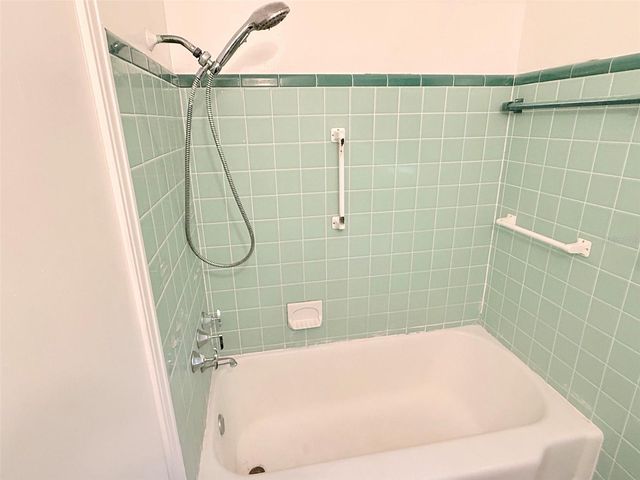 4935 EMERSON AVENUE S, St Petersburg, FL 33707