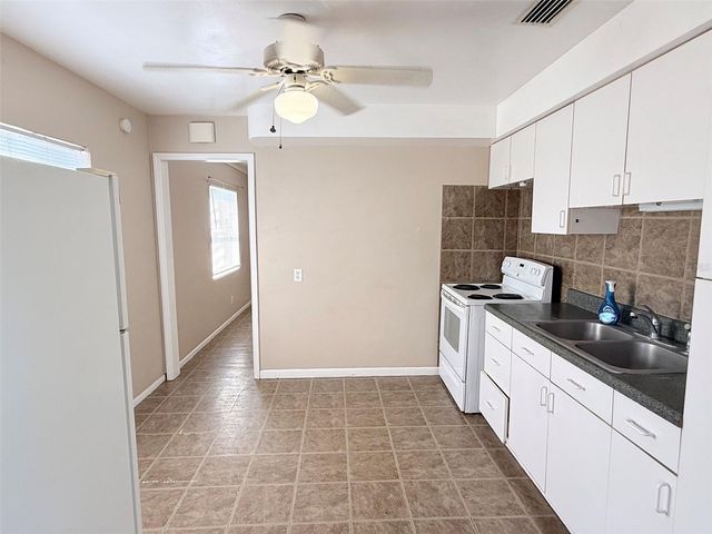4935 EMERSON AVENUE S, St Petersburg, FL 33707