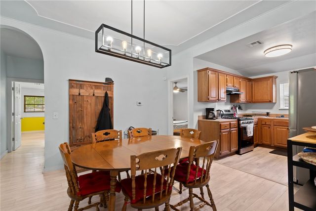 2008 S Washington Street, Siloam Springs, AR 72761