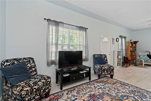 2008 S Washington Street, Siloam Springs, AR 72761