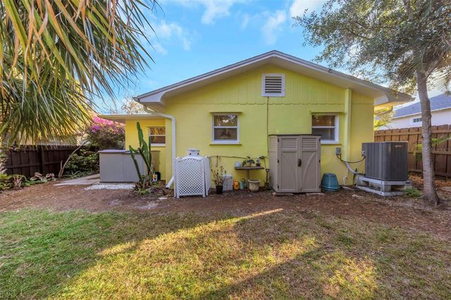 116 READ STREET, Tarpon Springs, FL 34689