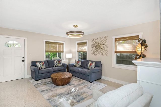 116 READ STREET, Tarpon Springs, FL 34689