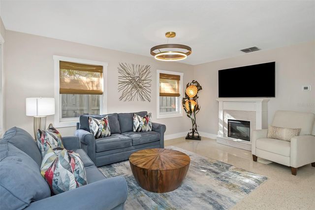 116 READ STREET, Tarpon Springs, FL 34689