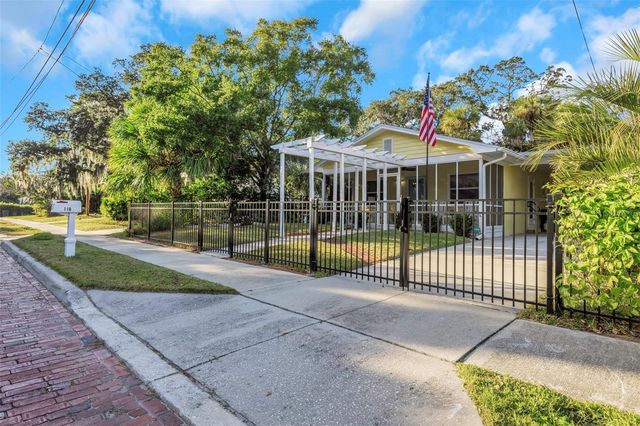 116 READ STREET, Tarpon Springs, FL 34689