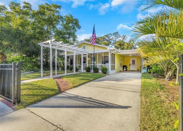 116 READ STREET, Tarpon Springs, FL 34689