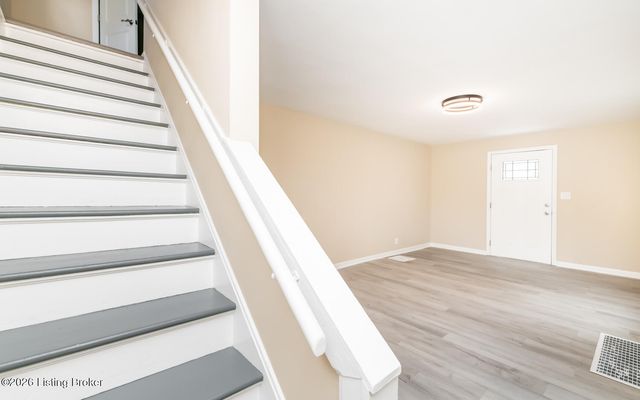 4506 Greenwood Ave, Louisville, KY 40211