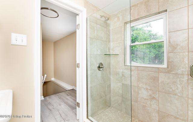 4506 Greenwood Ave, Louisville, KY 40211