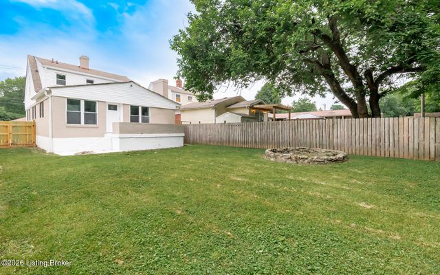 4506 Greenwood Ave, Louisville, KY 40211