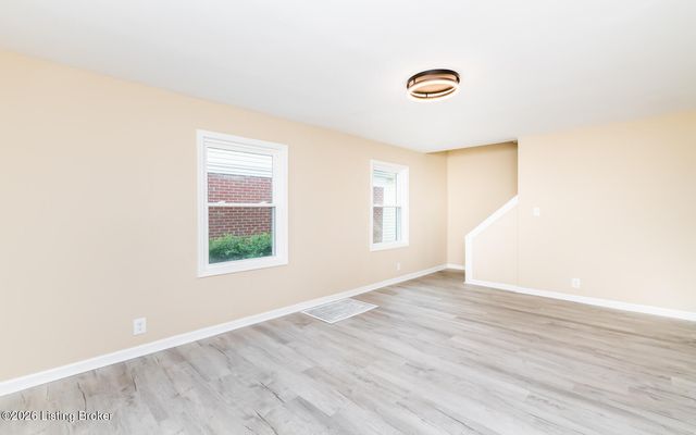 4506 Greenwood Ave, Louisville, KY 40211