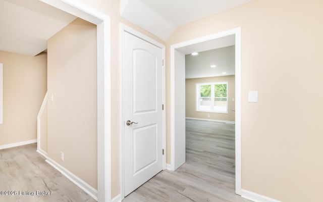4506 Greenwood Ave, Louisville, KY 40211