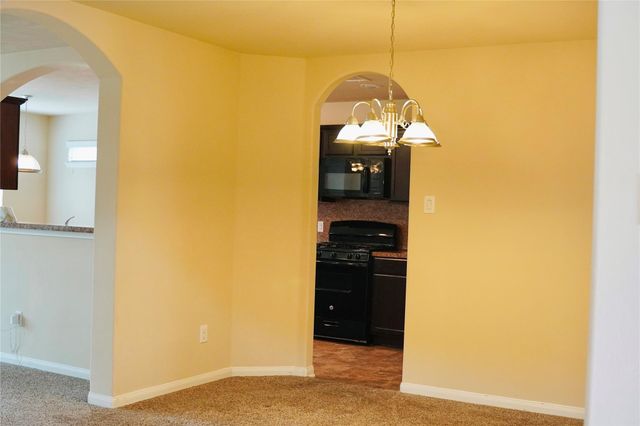 10810 Sun River Falls Drive, Humble, TX 77396