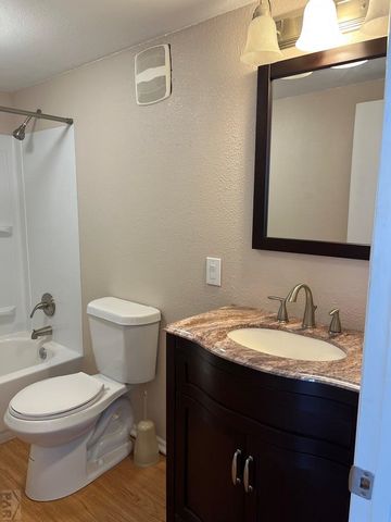 515 N 7th St, Rocky Ford, CO 81067