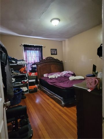 115 Bellevue Avenue, Pawtucket, RI 02861