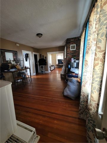 115 Bellevue Avenue, Pawtucket, RI 02861