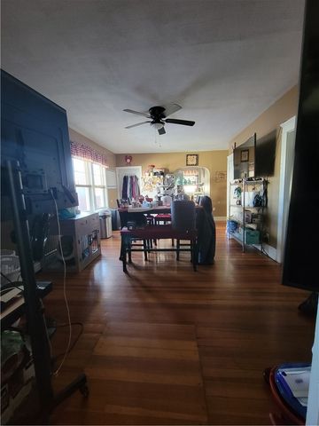 115 Bellevue Avenue, Pawtucket, RI 02861