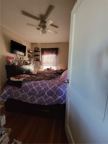 115 Bellevue Avenue, Pawtucket, RI 02861