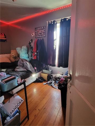 115 Bellevue Avenue, Pawtucket, RI 02861