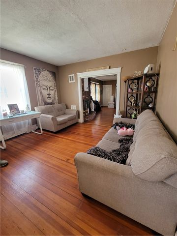 115 Bellevue Avenue, Pawtucket, RI 02861