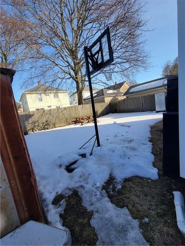 115 Bellevue Avenue, Pawtucket, RI 02861