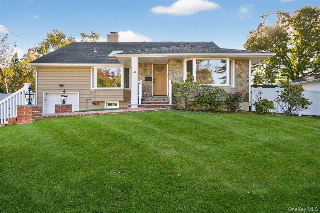 28 Maytime Drive, Jericho, NY 11753