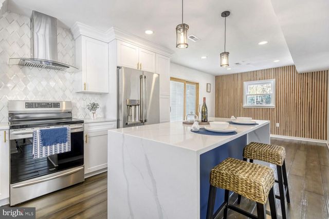 7107 WALNUT AVE, Baltimore, MD 21208