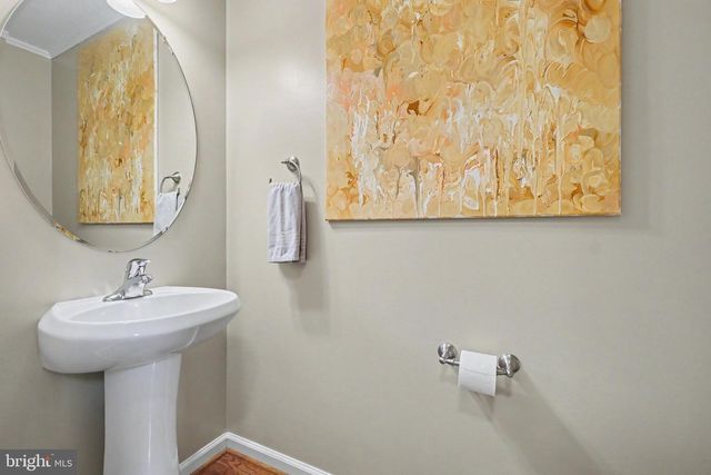 31 N ALPINE DR, York, PA 17408