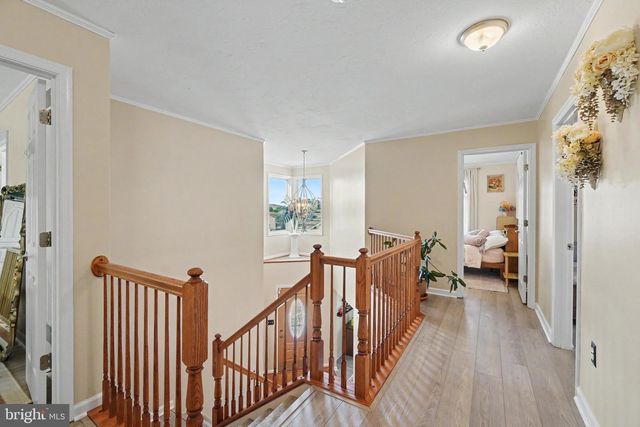 31 N ALPINE DR, York, PA 17408