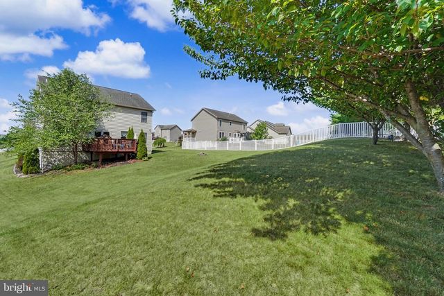 31 N ALPINE DR, York, PA 17408