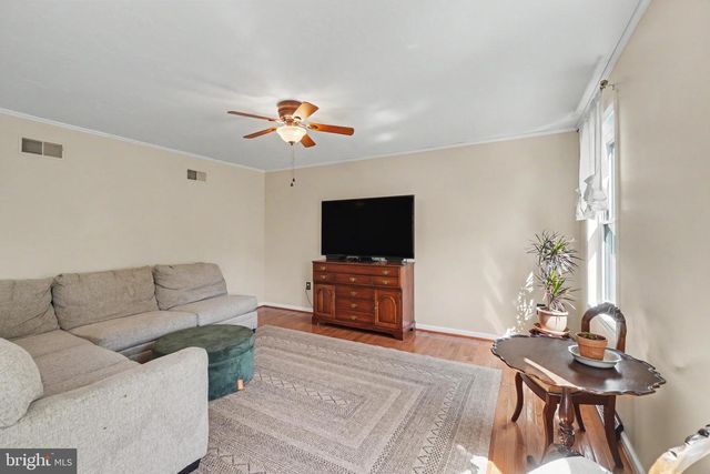 31 N ALPINE DR, York, PA 17408