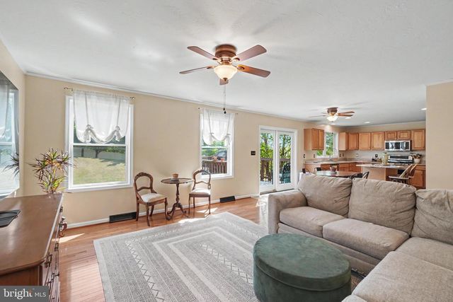 31 N ALPINE DR, York, PA 17408