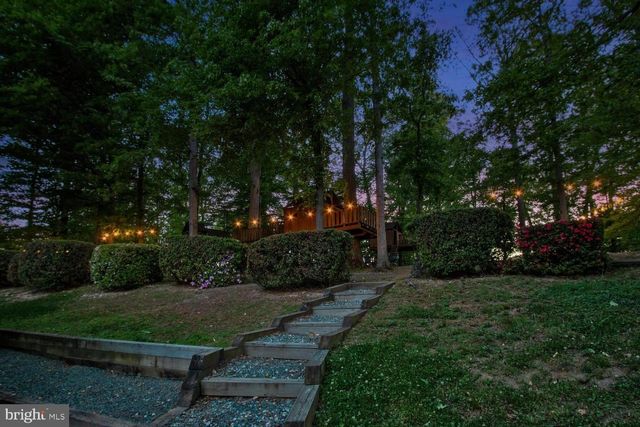 9122 STEVEN IRVING CT, Springfield, VA 22153
