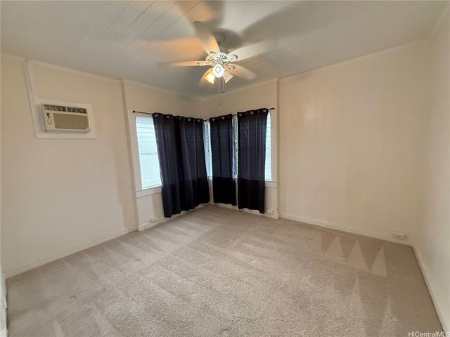 2158 Kanealii Avenue, Honolulu, HI 96813