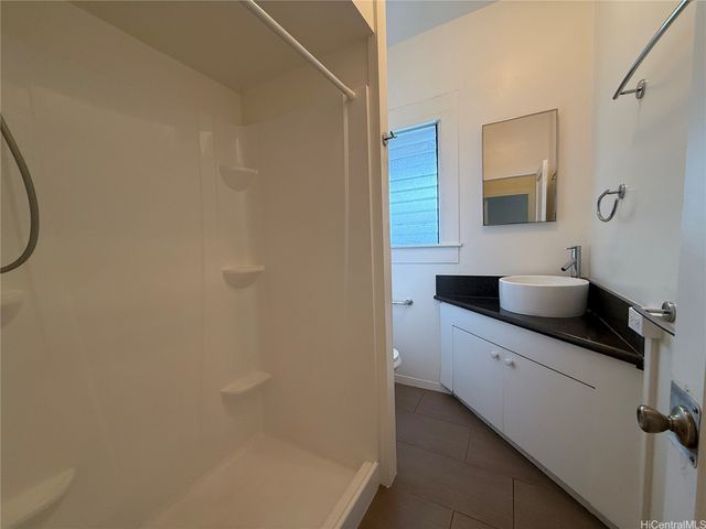 2158 Kanealii Avenue, Honolulu, HI 96813