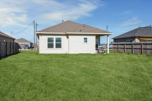 407 Road 5102 L, Cleveland, TX 77327