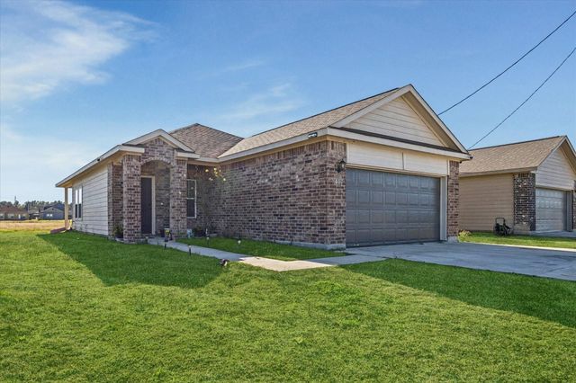 407 Road 5102 L, Cleveland, TX 77327