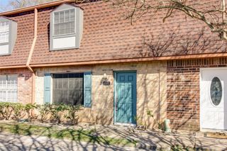 9303 Hammerly Boulevard 302, Houston, TX 77080