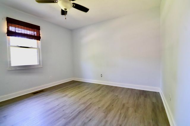 5701 Oakhaven Drive, Paducah, KY 42003