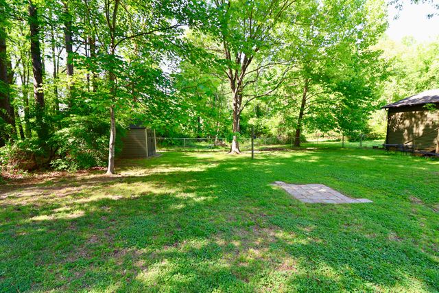 5701 Oakhaven Drive, Paducah, KY 42003